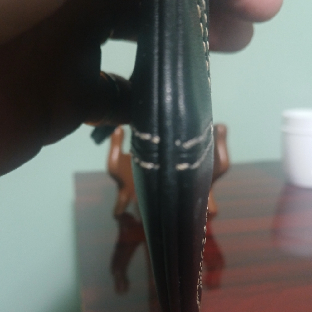 EUC Coach Wristlet - Picture 3 of 5